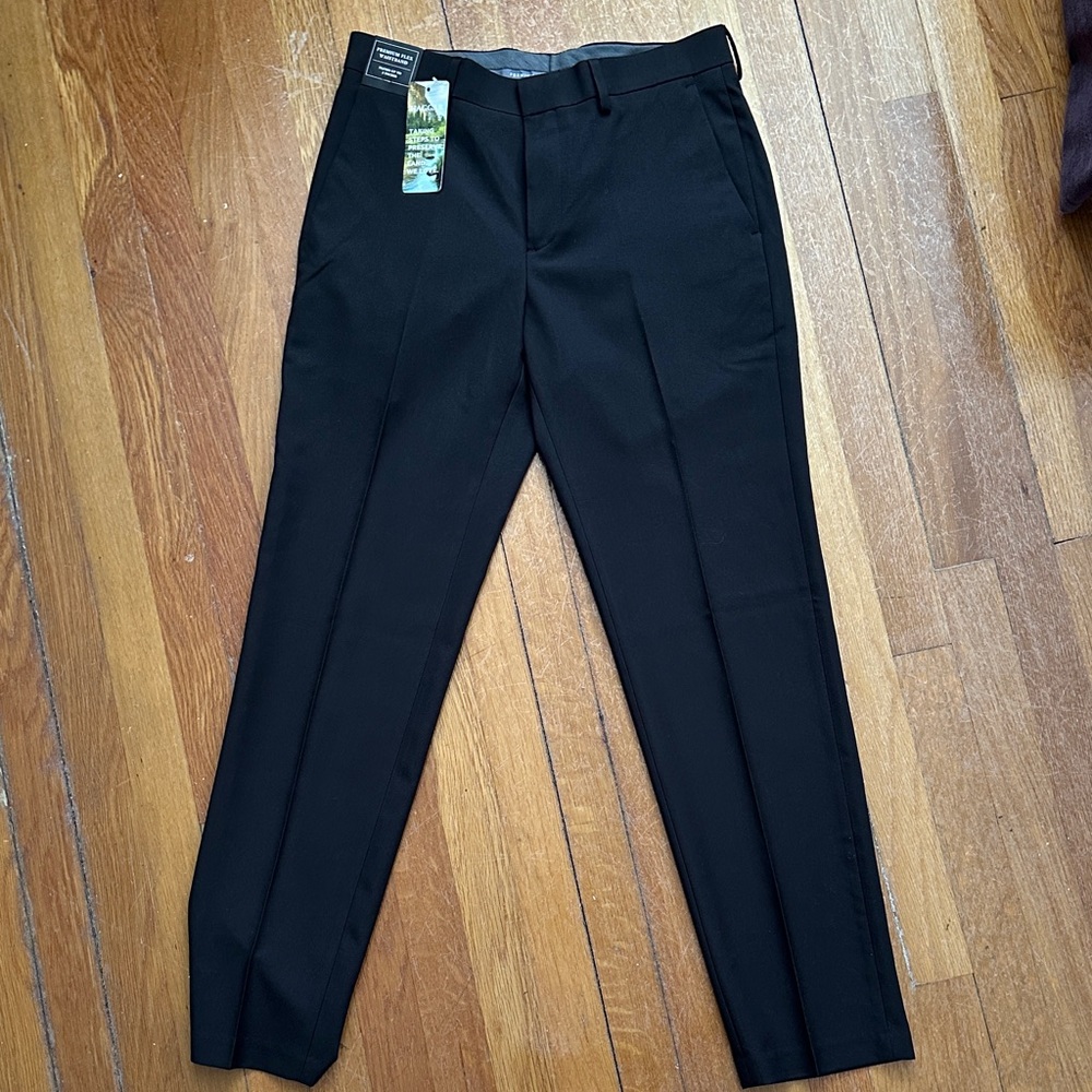 Haggar Classic Black Dress Pants for Men
